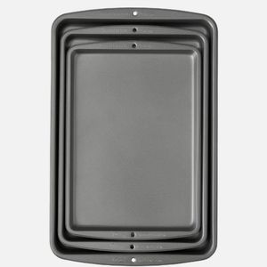 Non-Stick Wilton Bake It Better 3-Piece